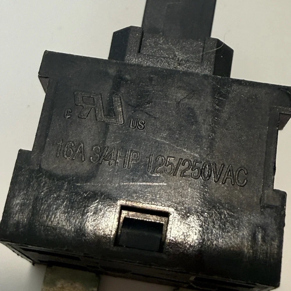 Dyson DC33 Vacuum Replacement Power Inner Switch & Connection Cover Assembly OEM
